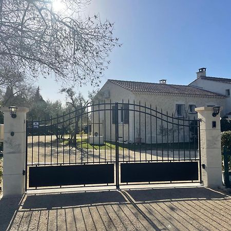 Arles Campagne Location "La Campagn'Arles" Bed & Breakfast エクステリア 写真